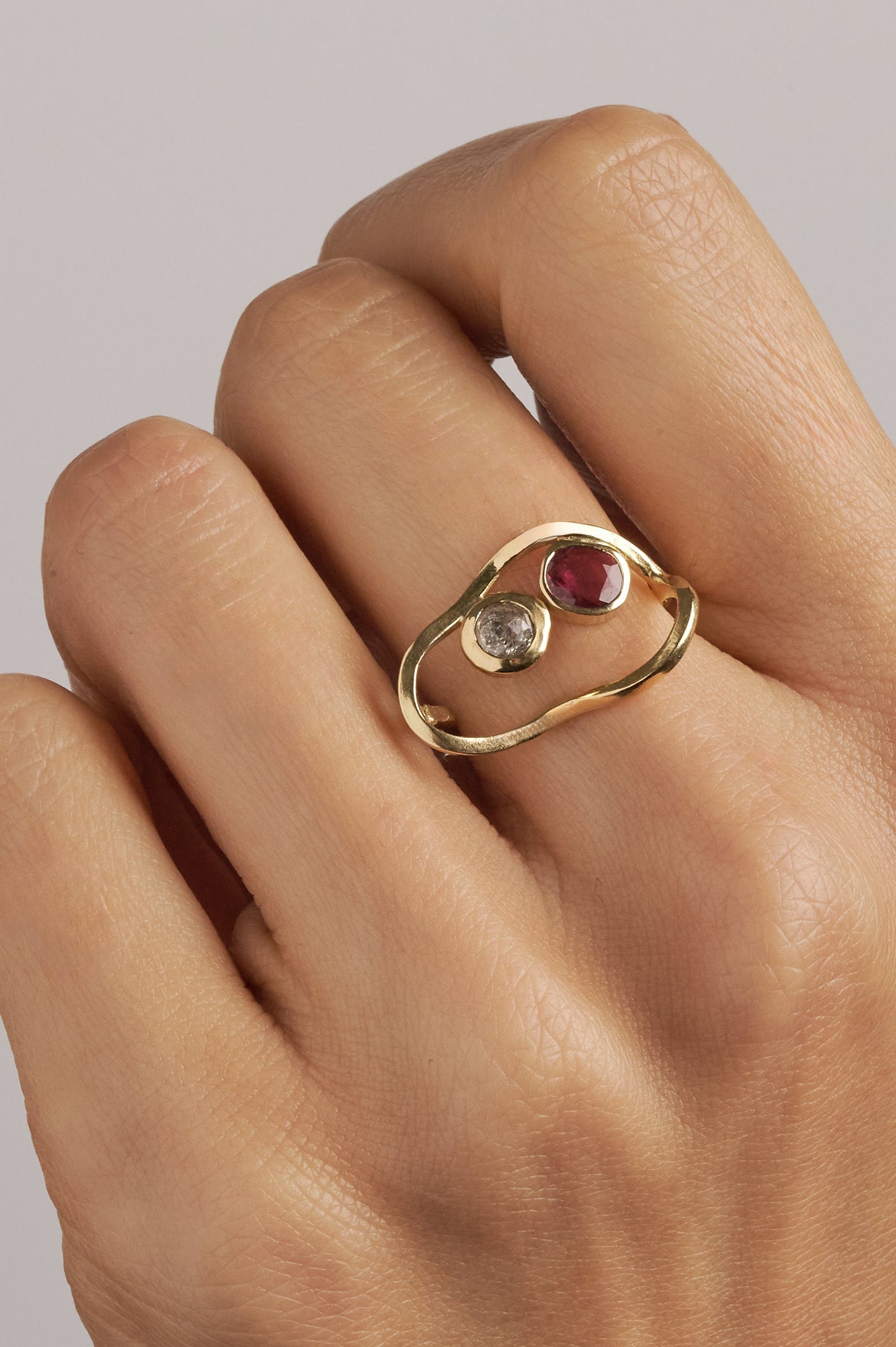 Shanghai Rouge Ring