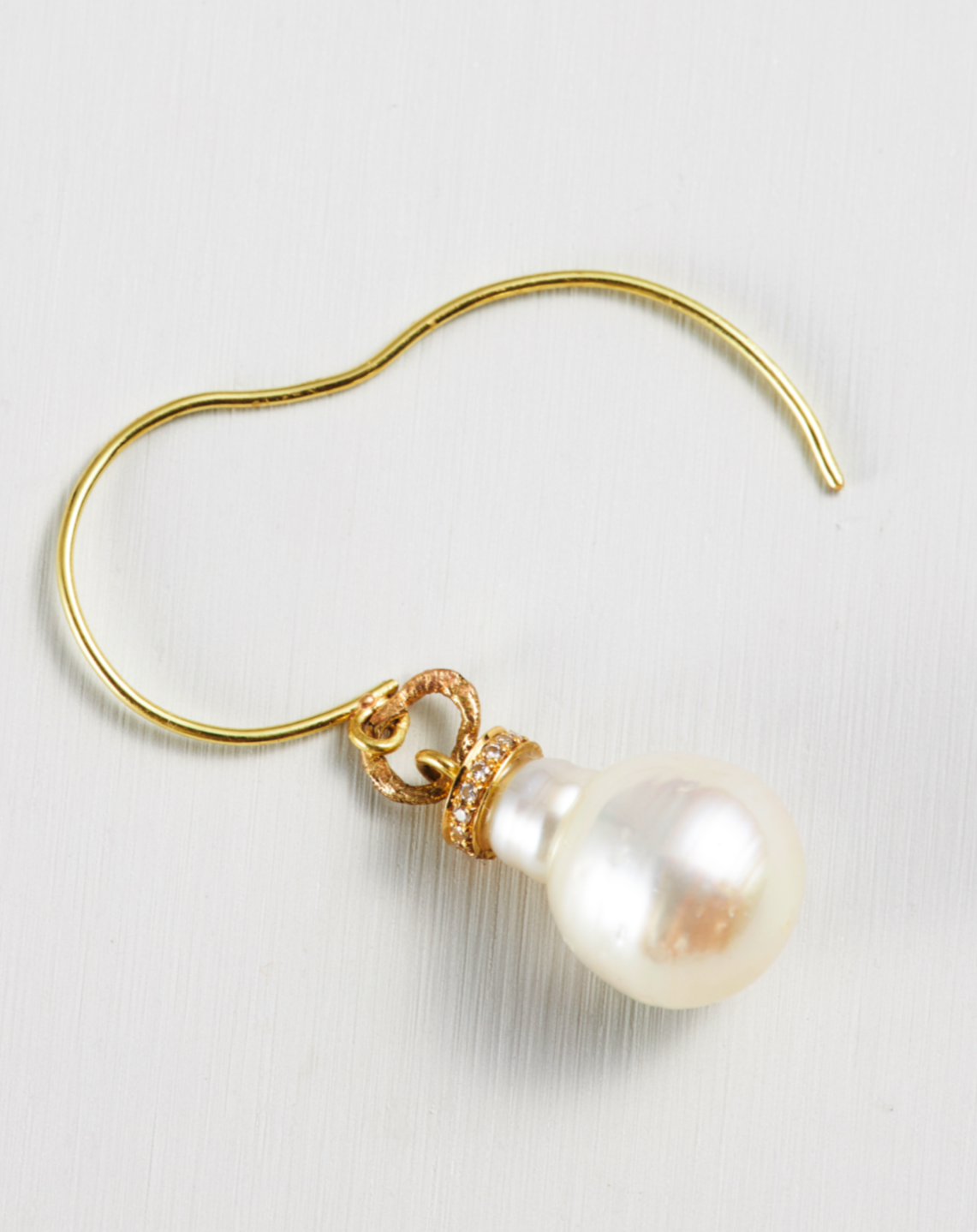 Diamond and pearl Single Earring