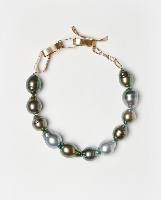 Tahitian Pearl Bracelet 9ct gold linked clasps