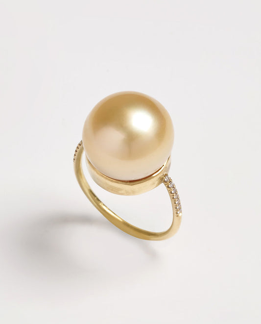 Selene Ring -Gold South Sea Pearl