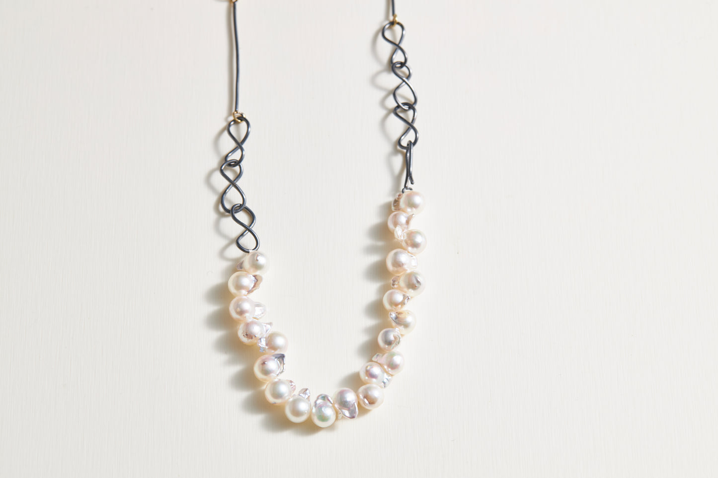 Dreamy Petal Vein Necklace