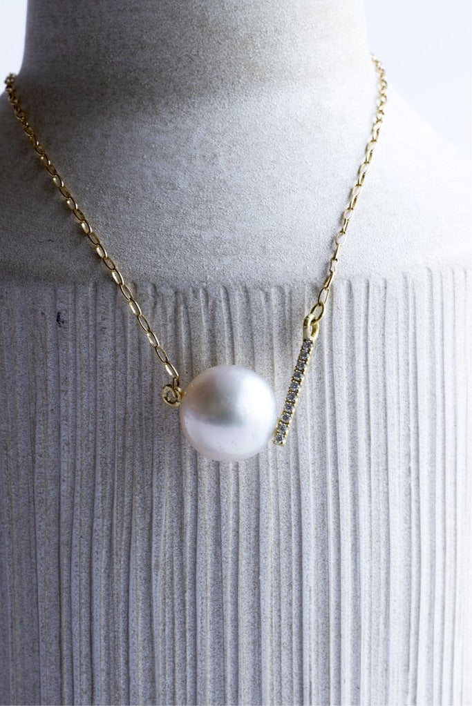 Pearl and pave Necklace -South Sea pearl