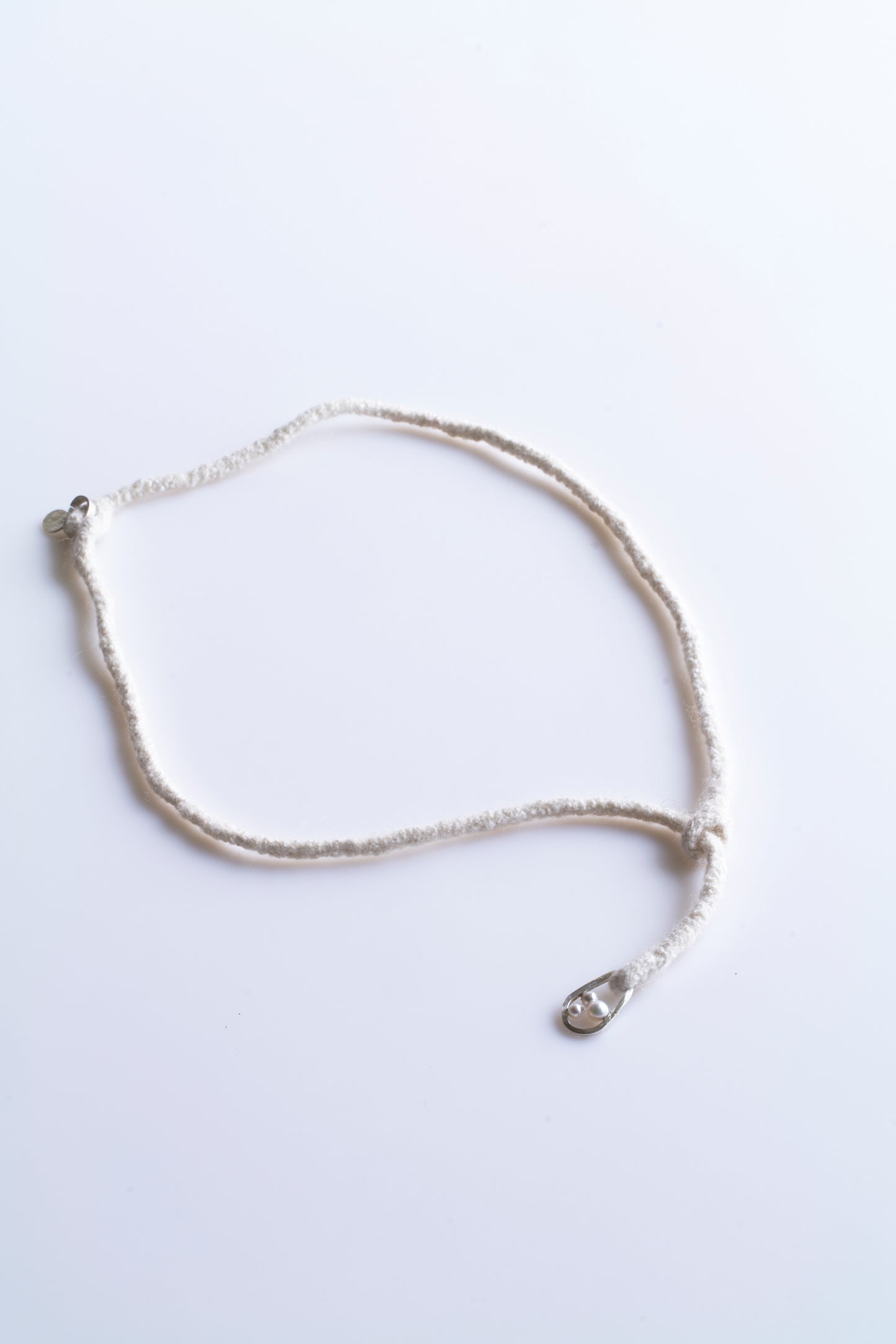 Yarn Necklace -Ivory white
