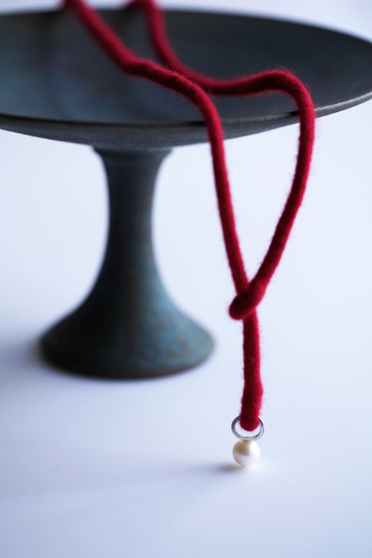 Yarn Necklace - Red currant
