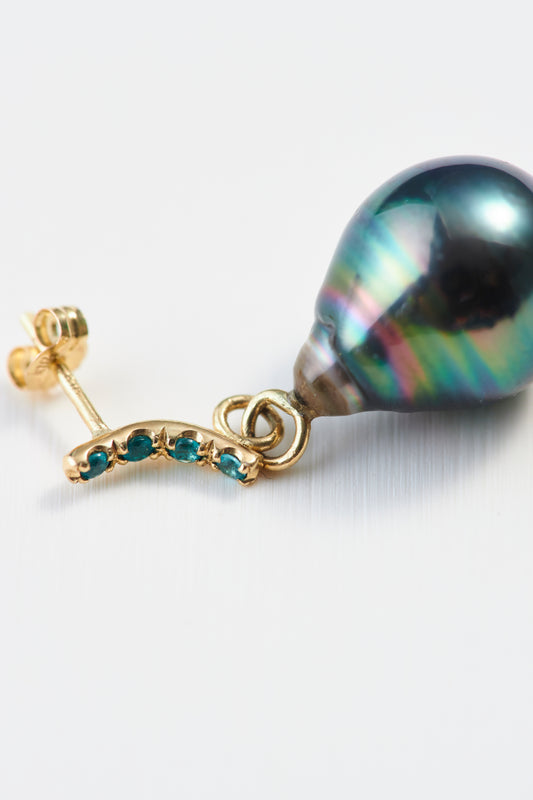 Four emeralds and Tahitian pearl Single Earring